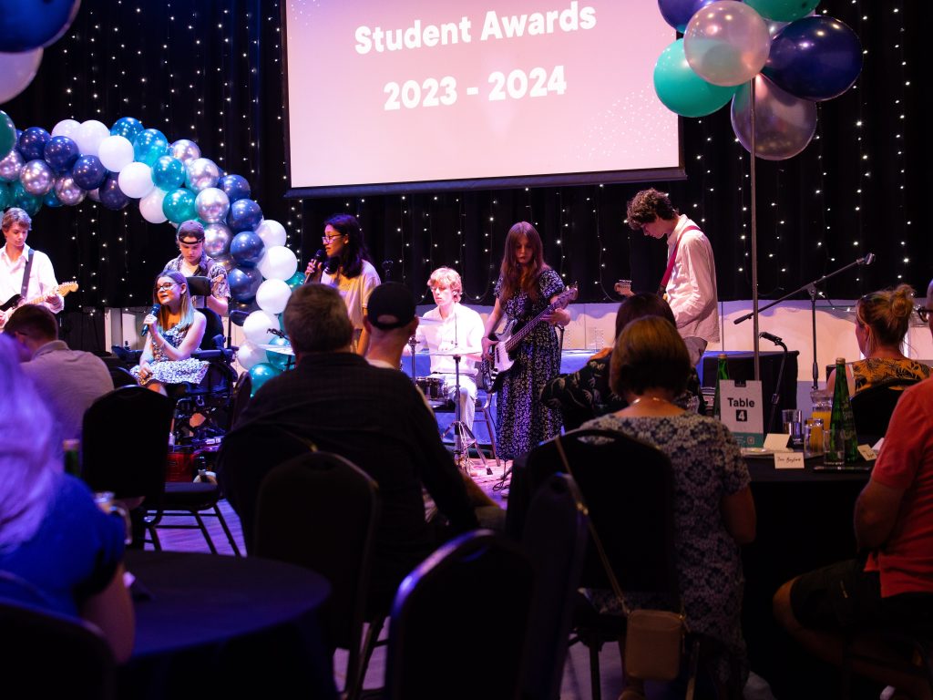 Student Awards 24 36